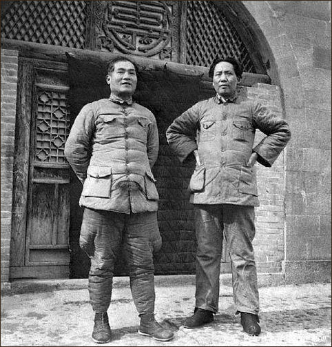 20111106-Wiki C1937_Mao_Zedong_Zhang_Guotao 2.jpg